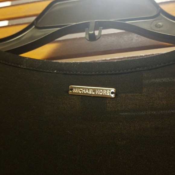 Michael Kors open shoulder top size small in black - Picture 5 of 7